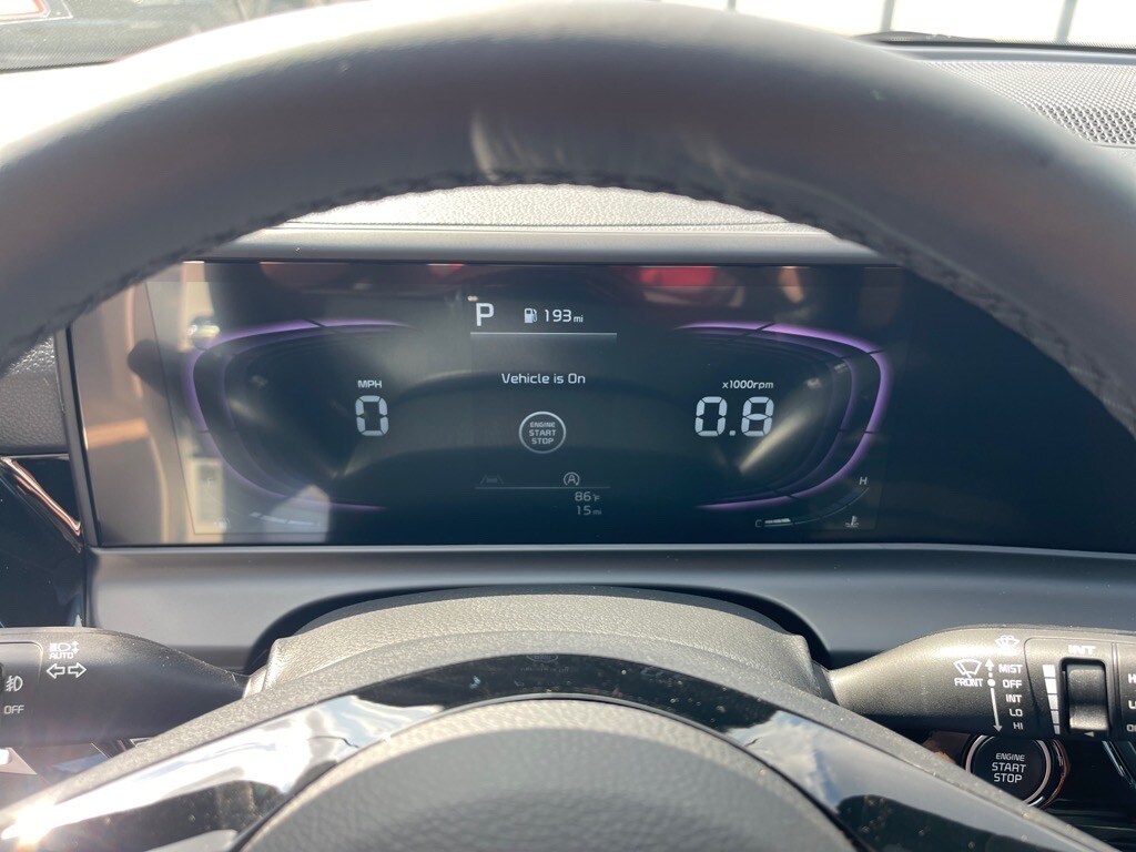 2025 Kia Seltos S photo 3