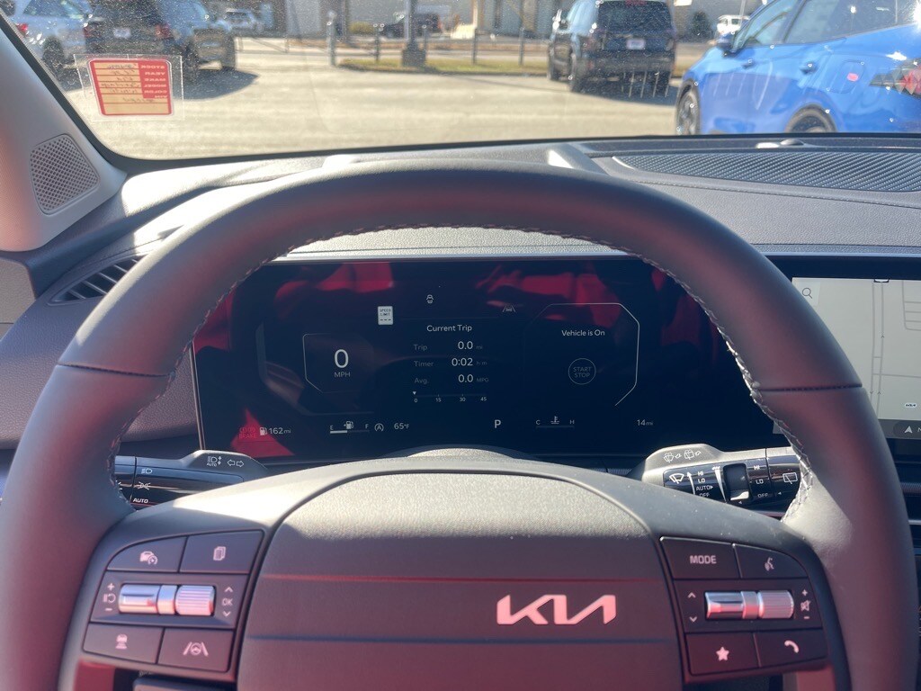 2026 Kia Sportage SX photo 3