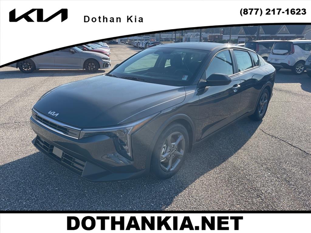 2025 Kia K4 LXS's photo