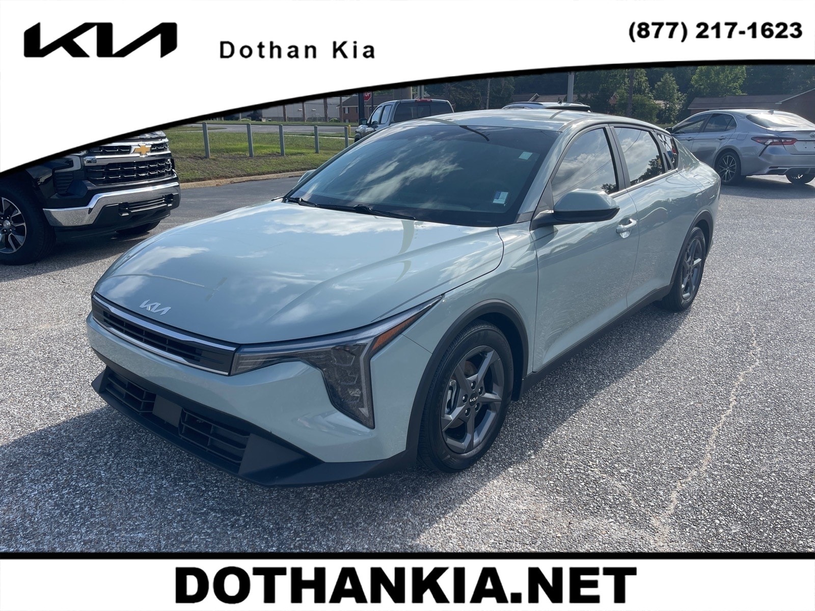 2025 Kia K4 LXS AT's photo