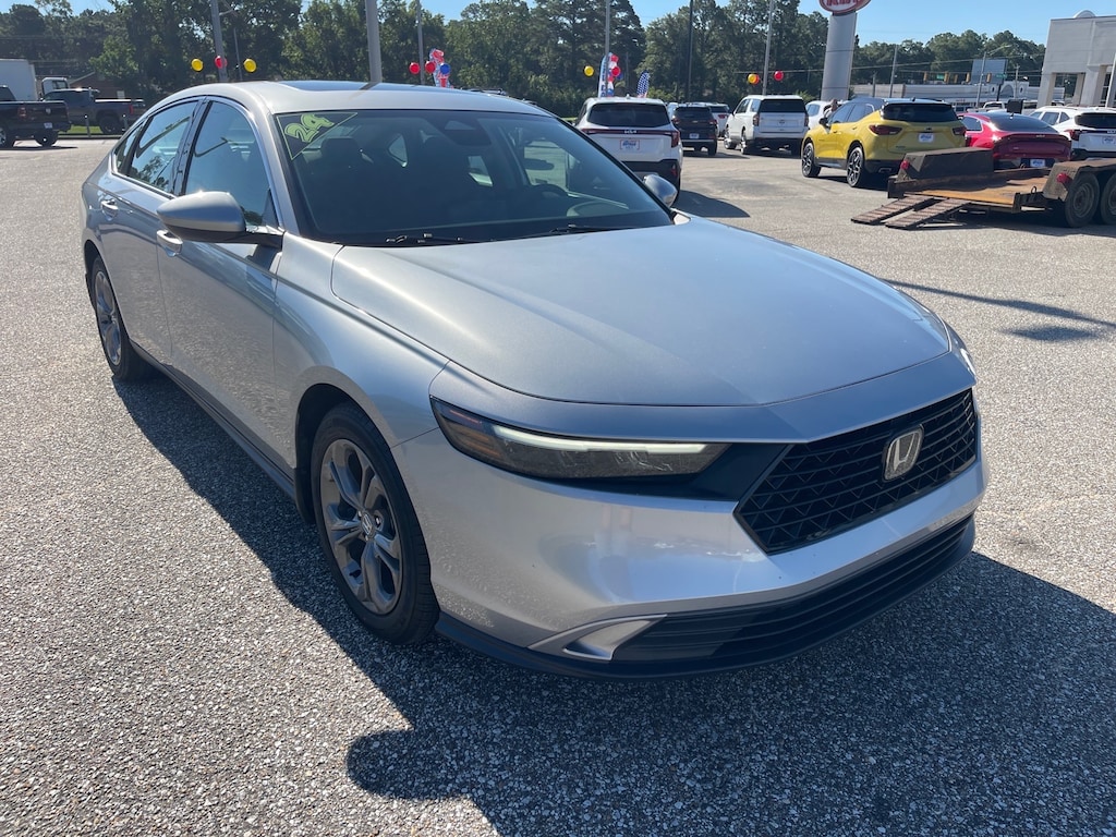 Used 2024 Honda Accord EX Sedan