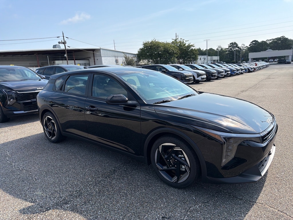 New 2026 Kia K4 Hatchback EX Hatchback