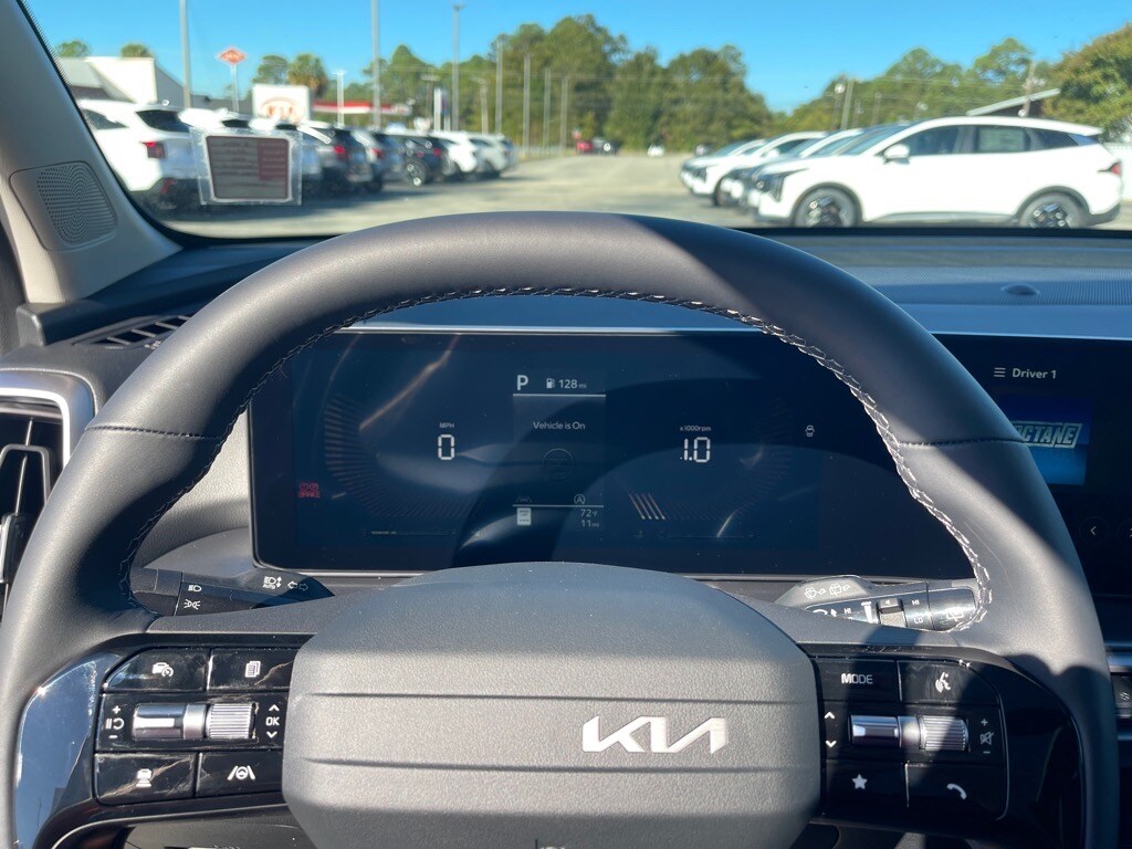 2026 Kia Sorento S photo 4