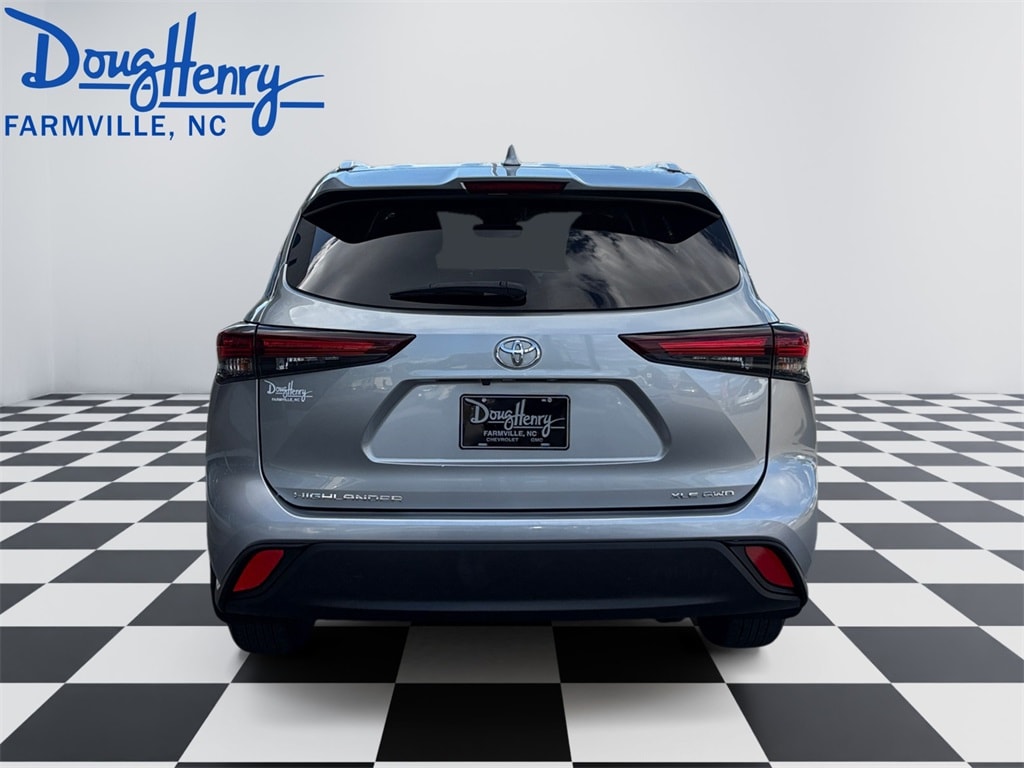 Used 2024 Toyota Highlander XLE SUV