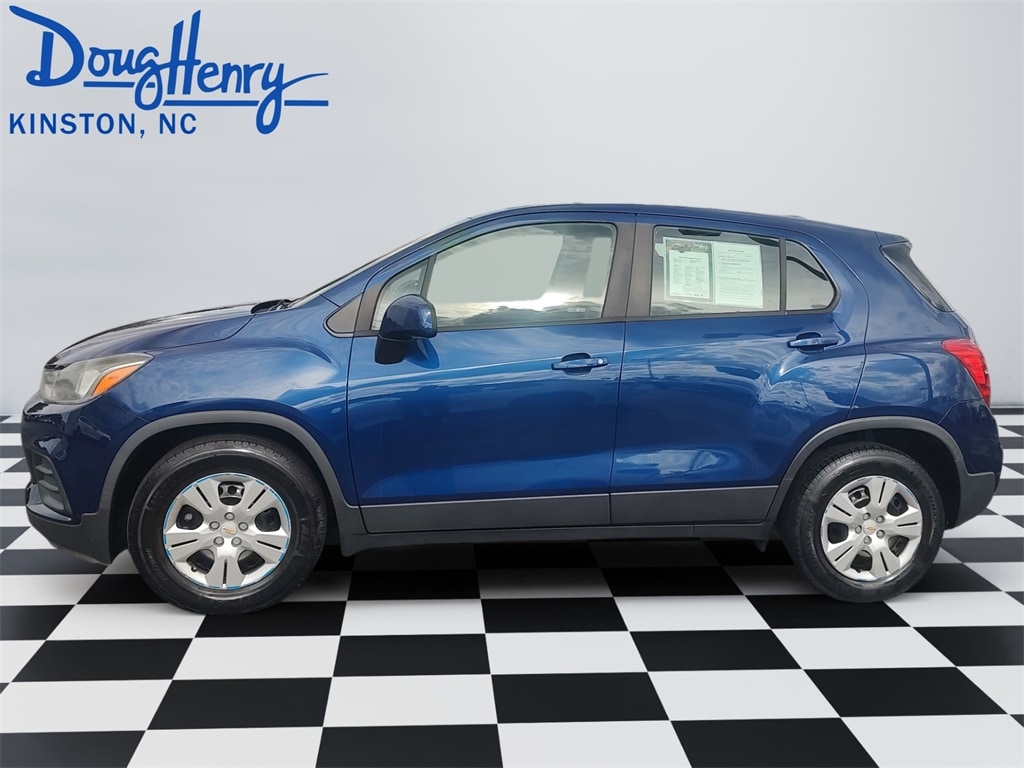 Used 2017 Chevrolet Trax LS SUV