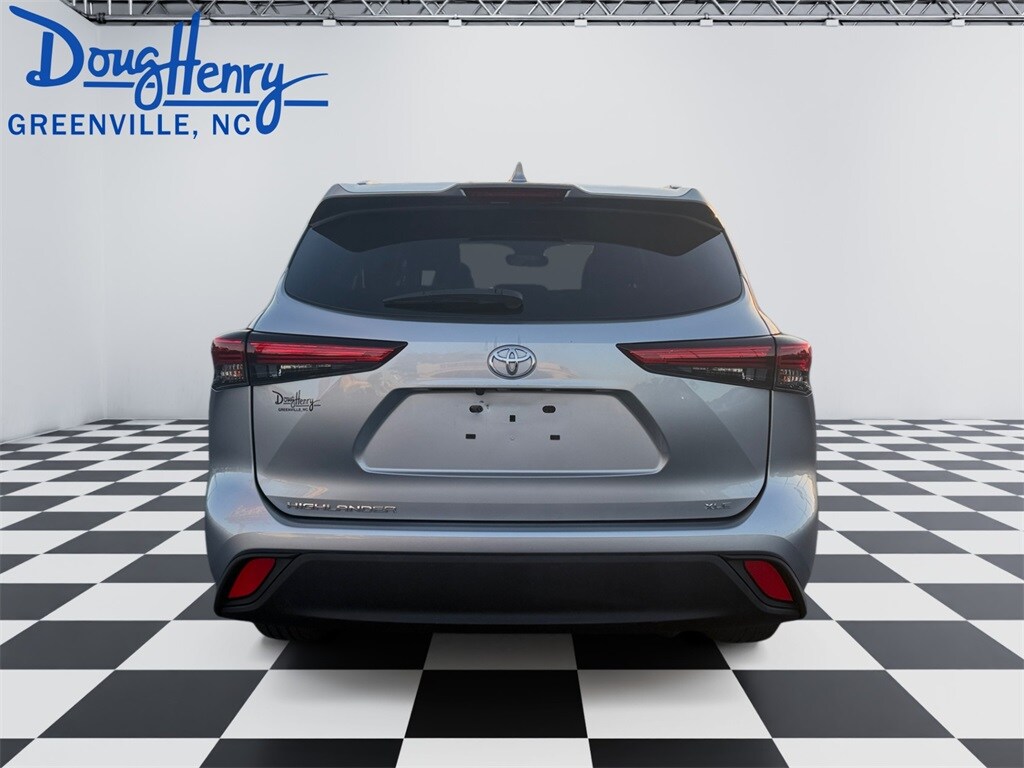 Used 2022 Toyota Highlander XLE SUV