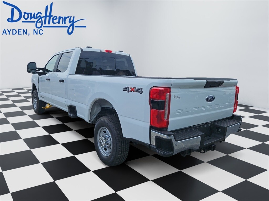 2026 Ford F-250 XL photo 3