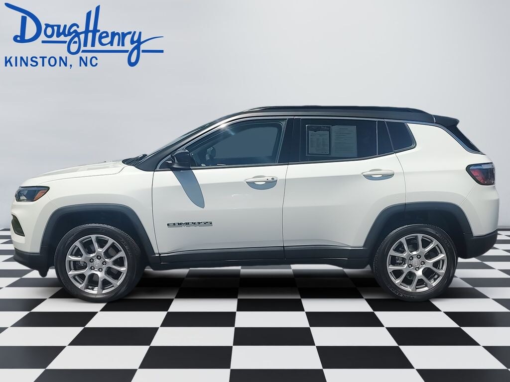 Used 2023 Jeep Compass Latitude Lux SUV