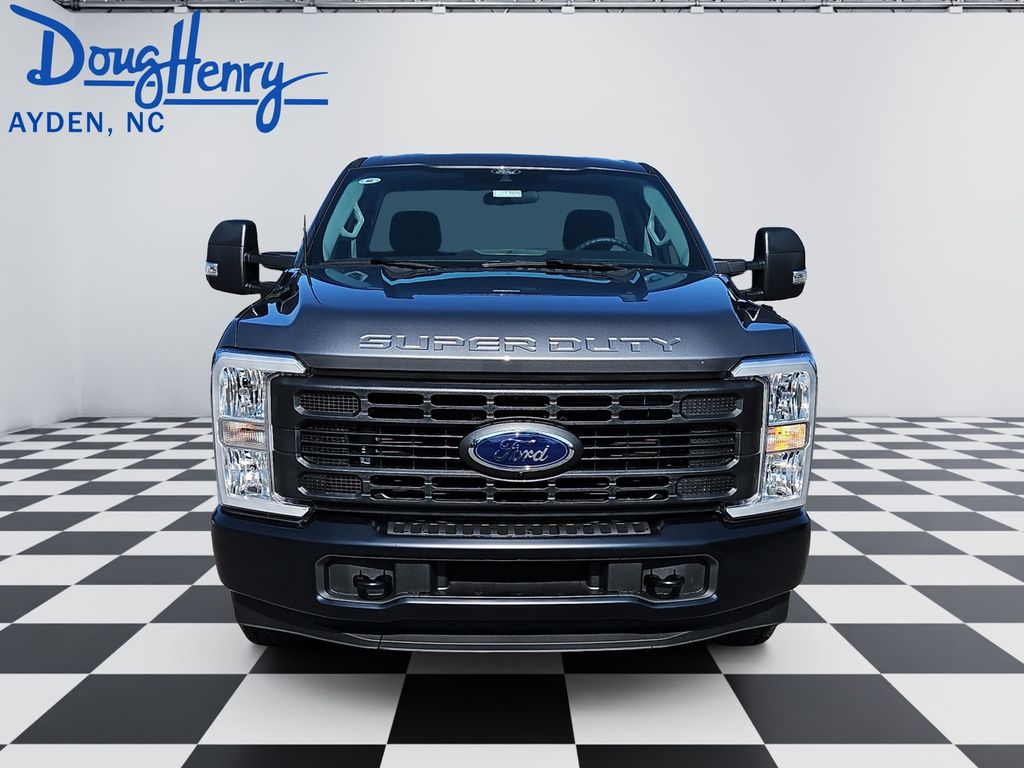 2025 Ford F-350 Super Duty XL - Photo 8
