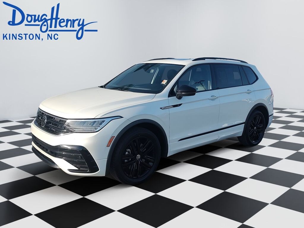 Used 2022 Volkswagen Tiguan 2.0T SE R-Line Black SUV