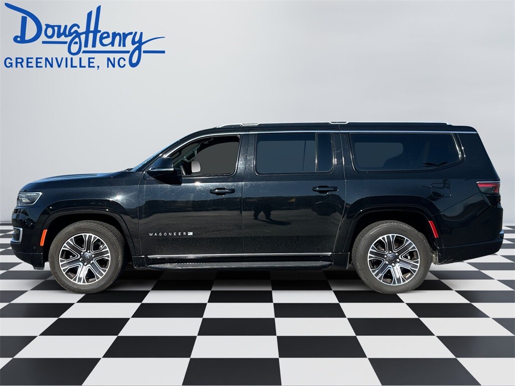 2023 Jeep Wagoneer L Series II photo 2
