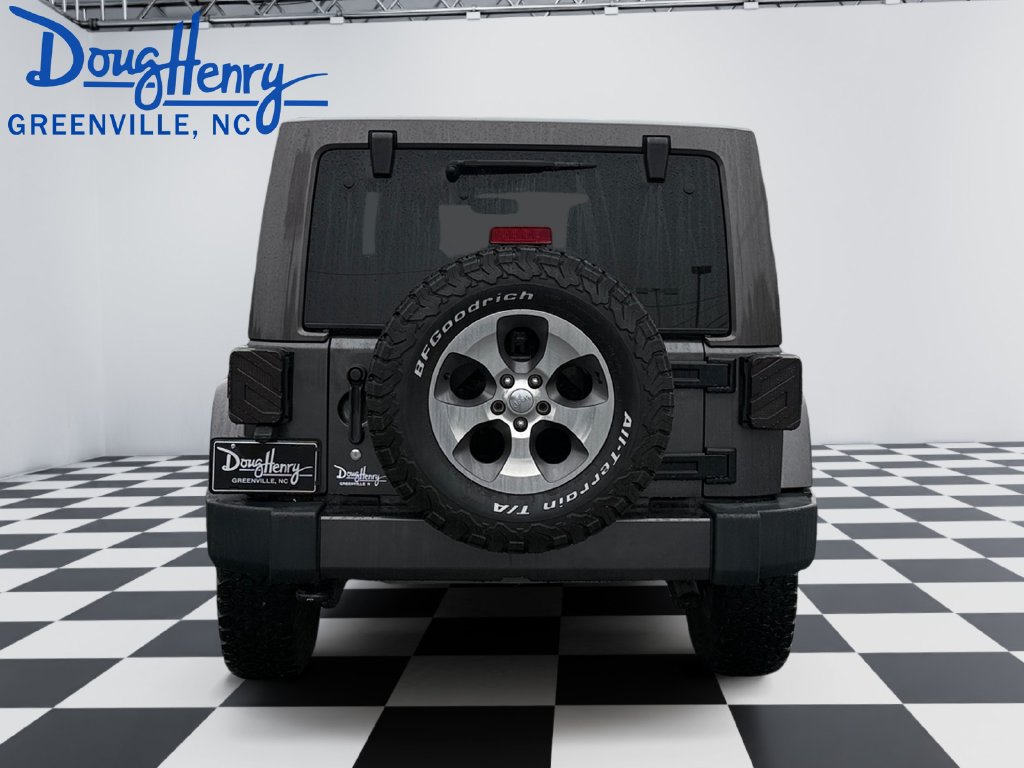 Used 2017 Jeep Wrangler Unlimited Sahara SUV