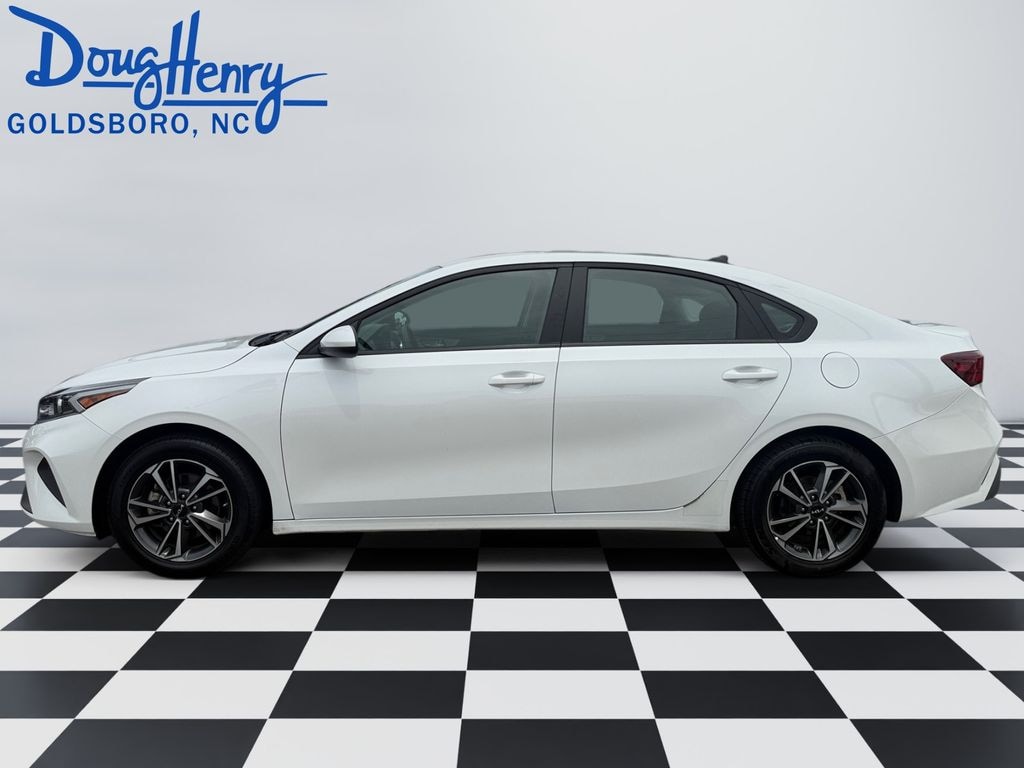 Used 2024 Kia Forte LXS Sedan