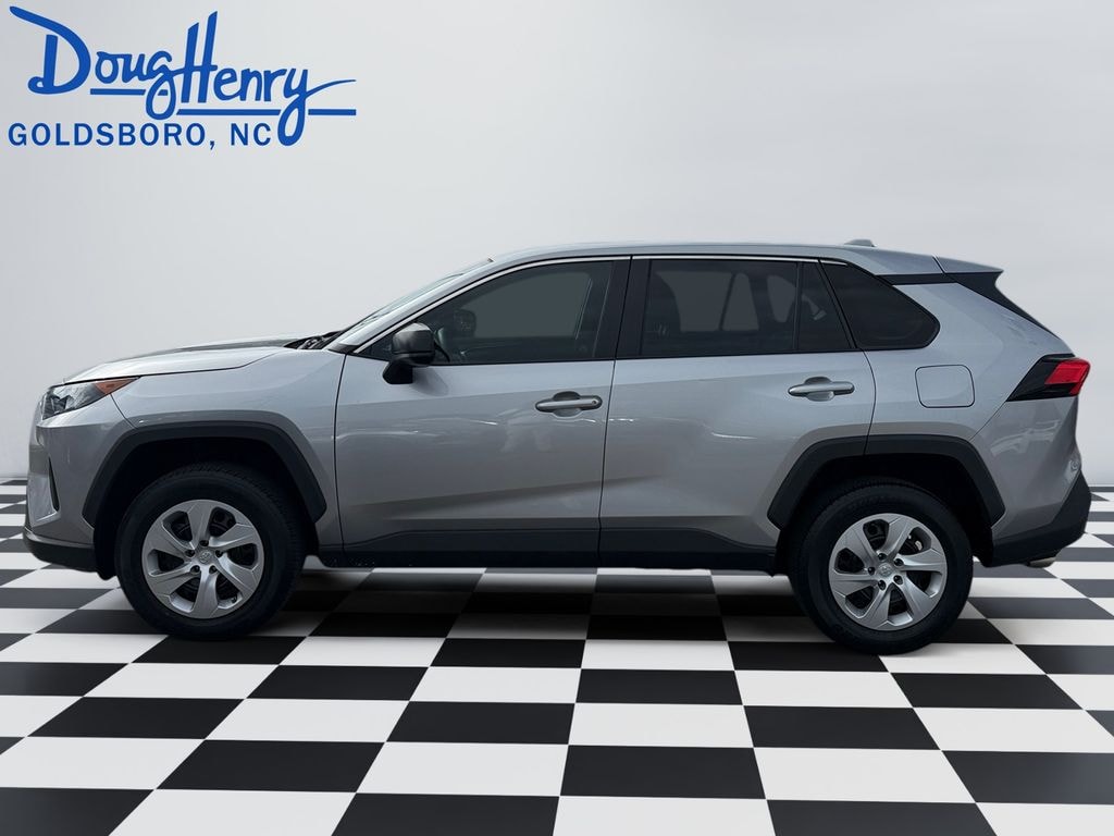Used 2022 Toyota RAV4 LE SUV