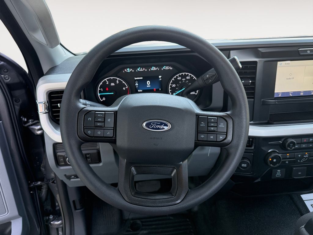 2025 Ford F-250 Super Duty XL - Photo 12