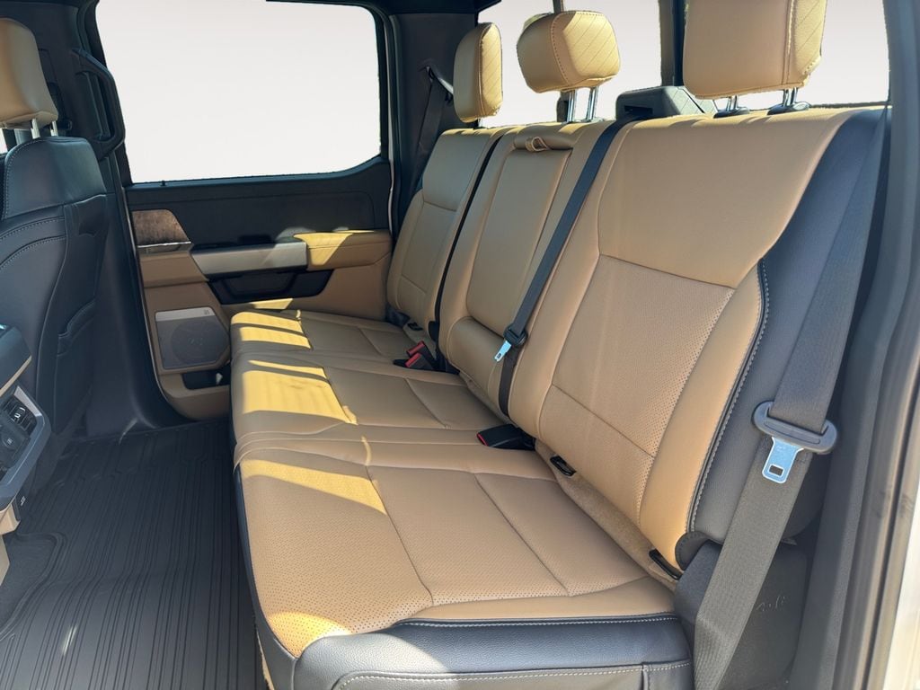 2025 Ford F-250 Super Duty Lariat - Photo 13