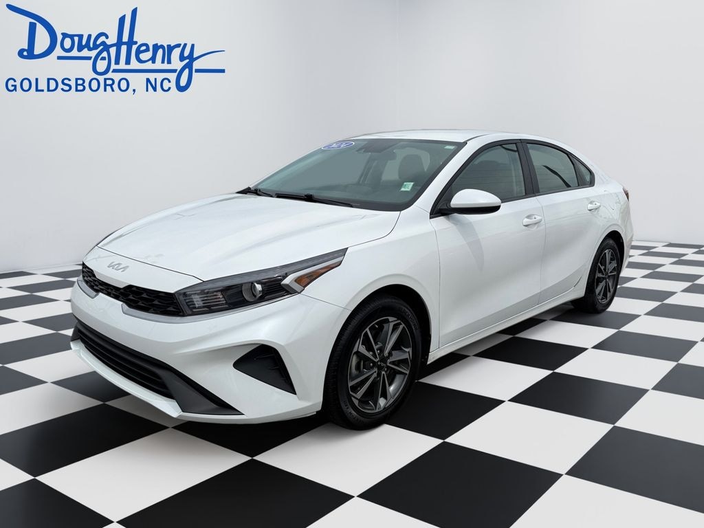Used 2024 Kia Forte LXS Sedan