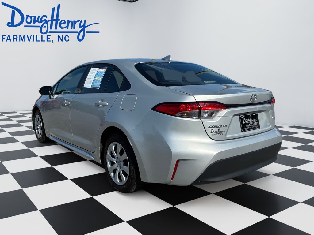 Used 2024 Toyota Corolla LE Sedan