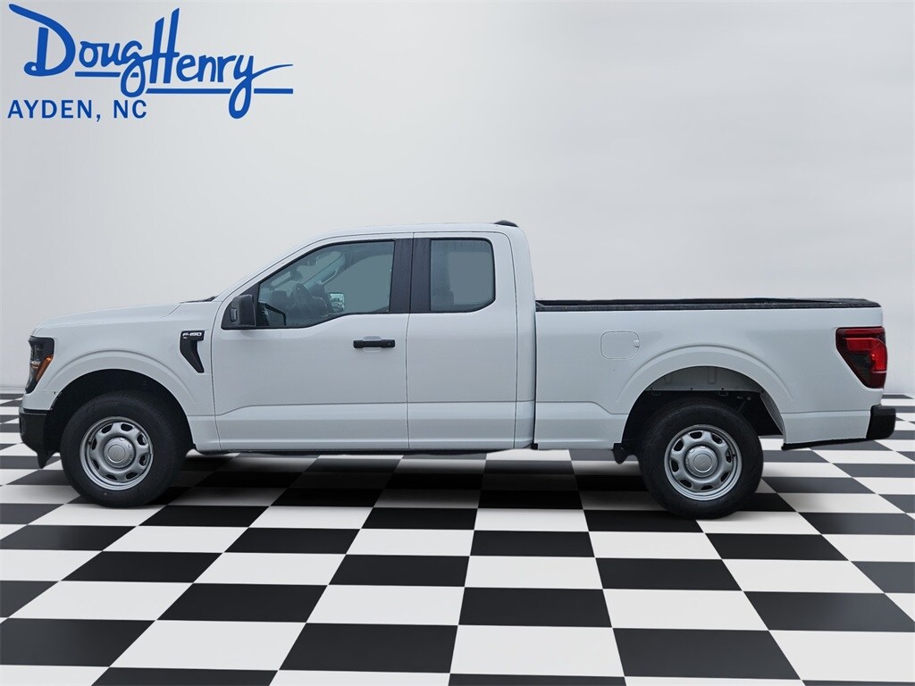 2025 Ford F-150 XL photo 2