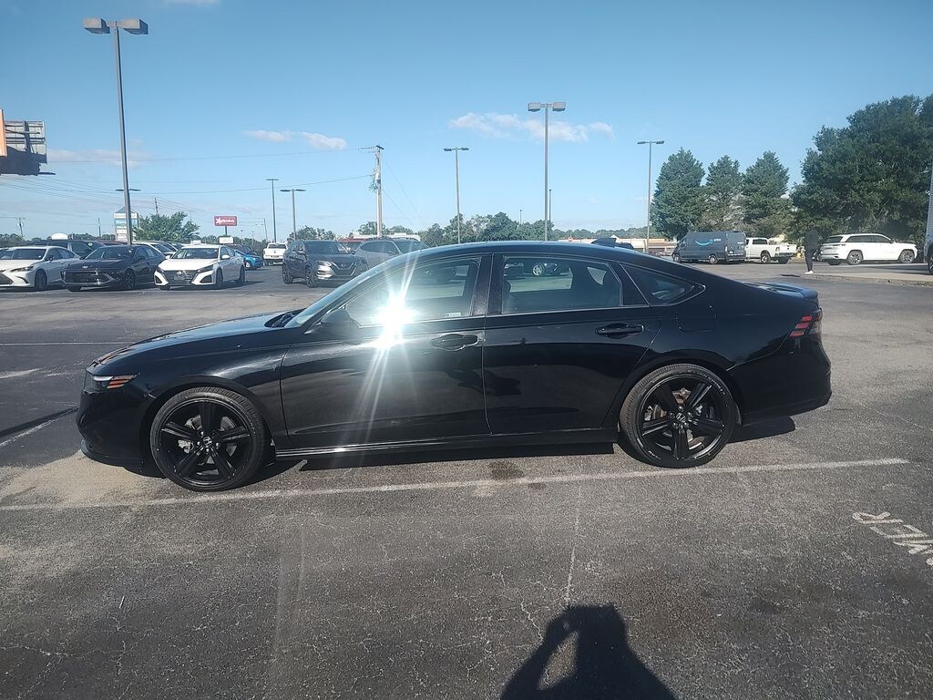 Used 2023 Honda Accord Hybrid Sport-L Sedan