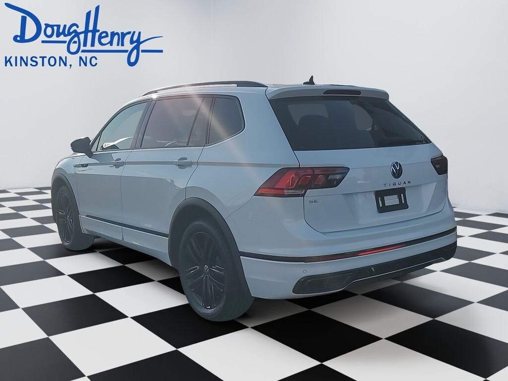 Used 2022 Volkswagen Tiguan 2.0T SE R-Line Black SUV