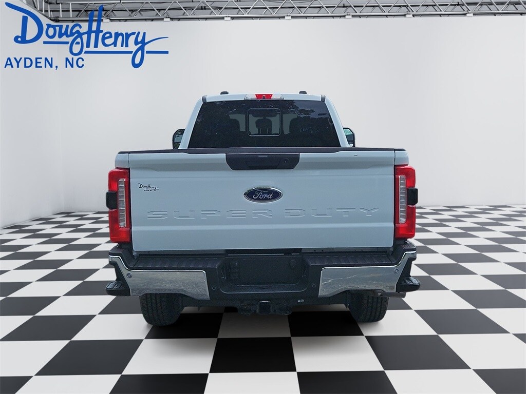 2026 Ford F-250 XL photo 4