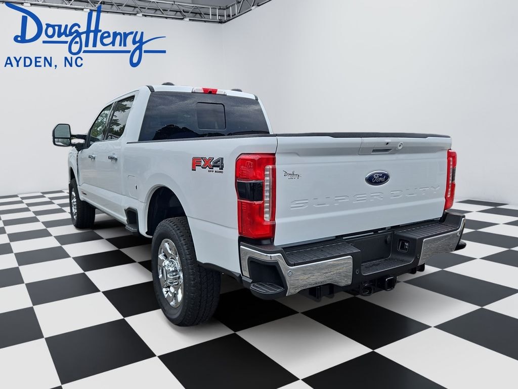 New 2026 Ford F-250SD Lariat Truck
