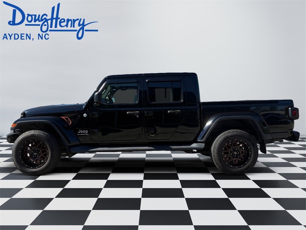Used 2020 Jeep Gladiator Overland Truck