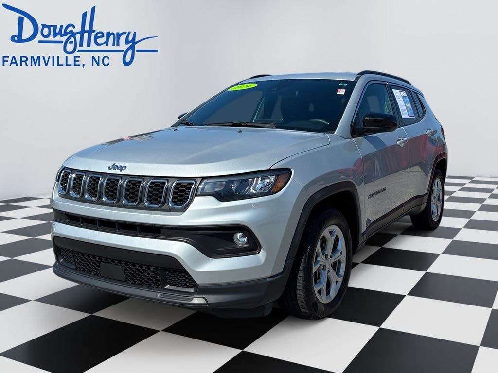 Used 2024 Jeep Compass Latitude SUV