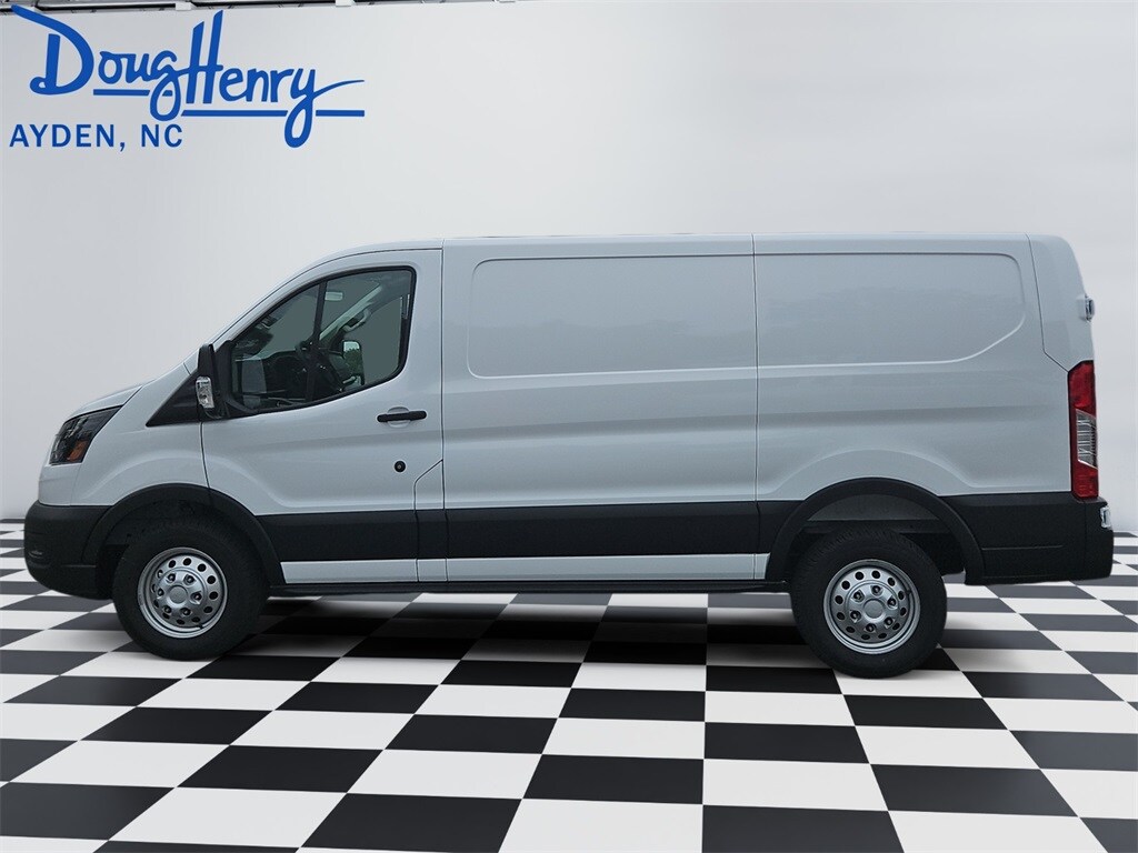 2025 Ford Transit photo 2
