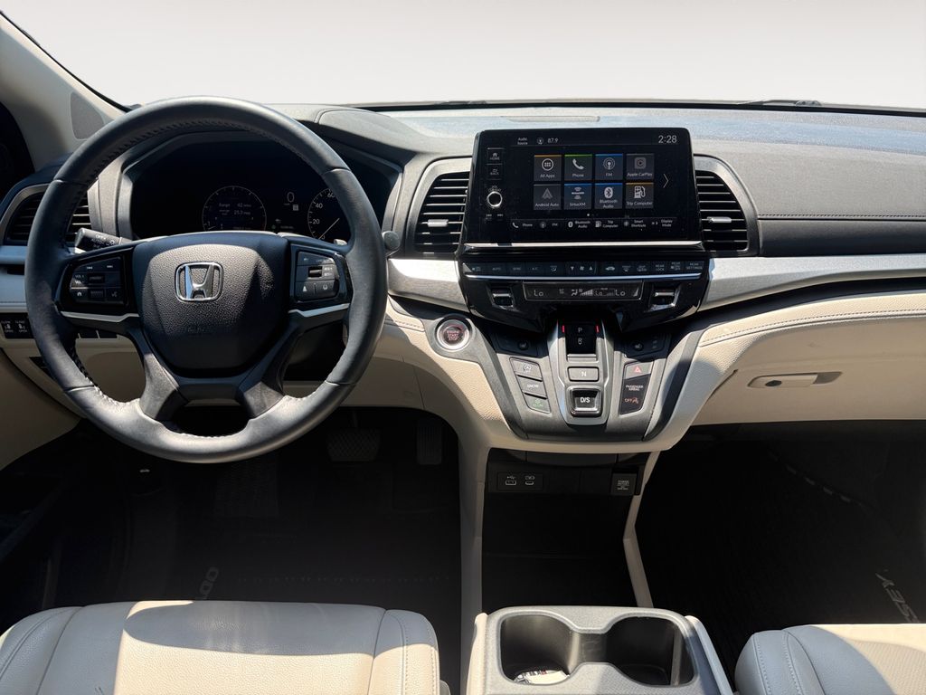 2025 Honda Odyssey EX-L's photo