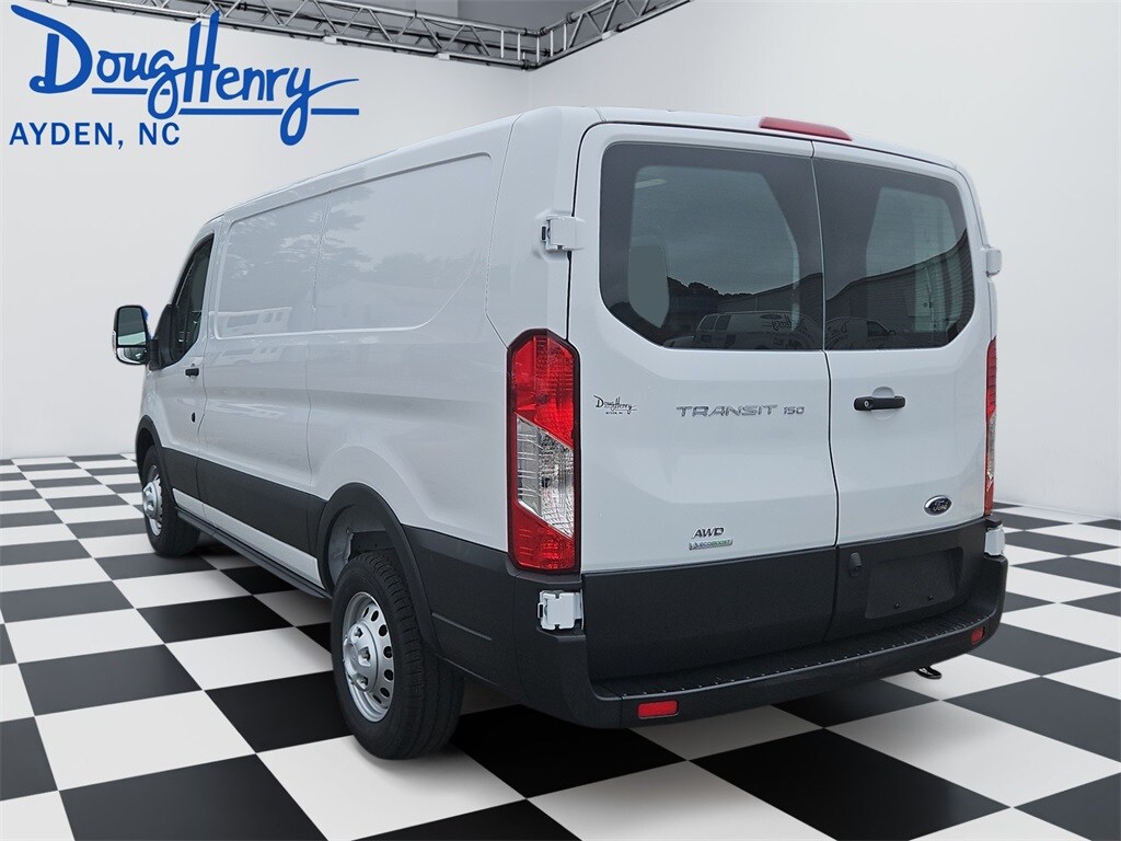 2025 Ford Transit photo 3
