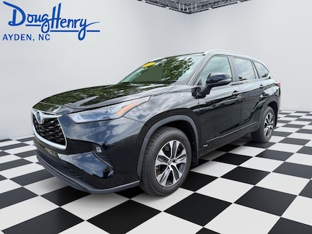 2023 Toyota Highlander Hybrid XLE SUV