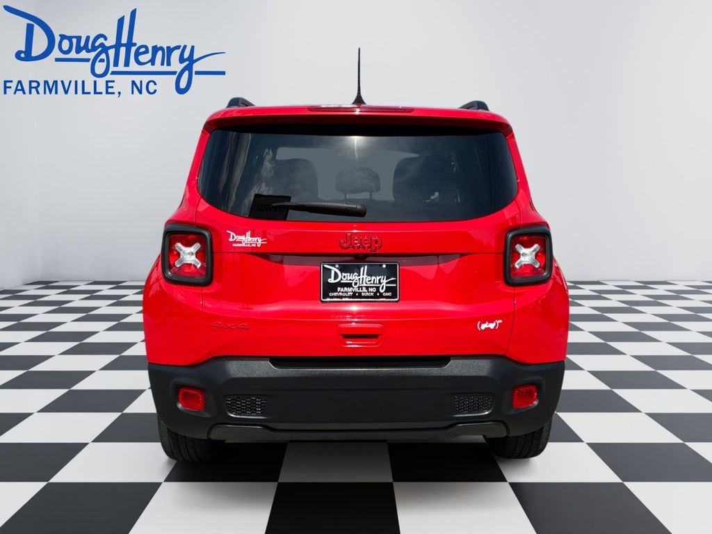 Used 2022 Jeep Renegade Latitude SUV
