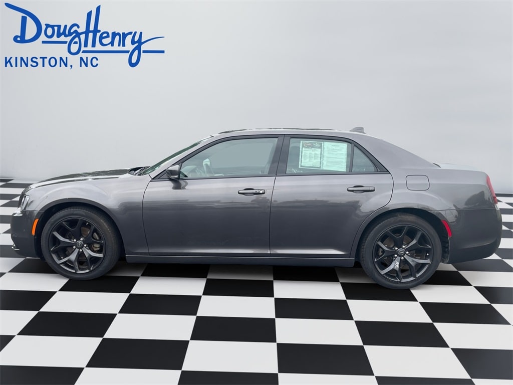 Used 2022 Chrysler 300 S with VIN 2C3CCABG8NH184485 for sale in Ayden, NC