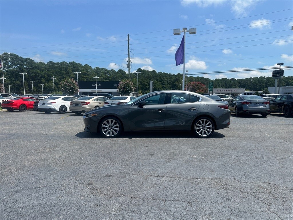 2021 Mazda Mazda3 Sedan Premium photo 2