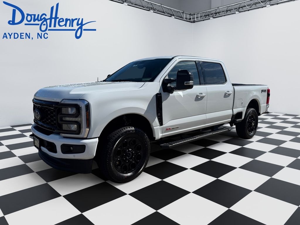 New 2025 Ford F-250SD Lariat Truck
