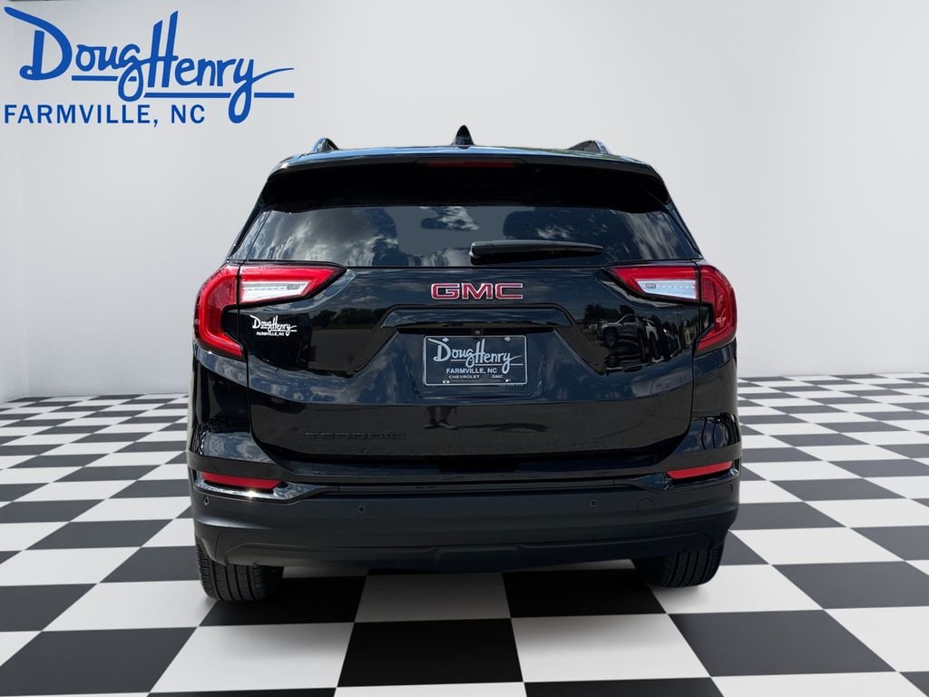 Used 2024 GMC Terrain SLT SUV