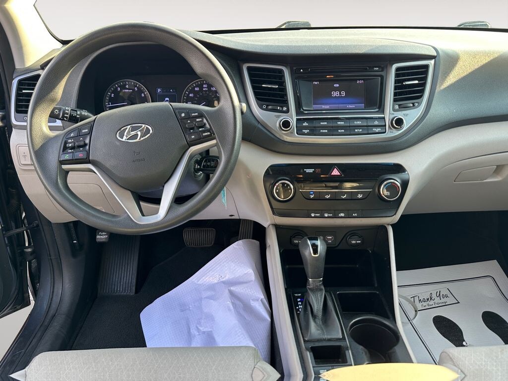 Used 2017 Hyundai Tucson SE SUV