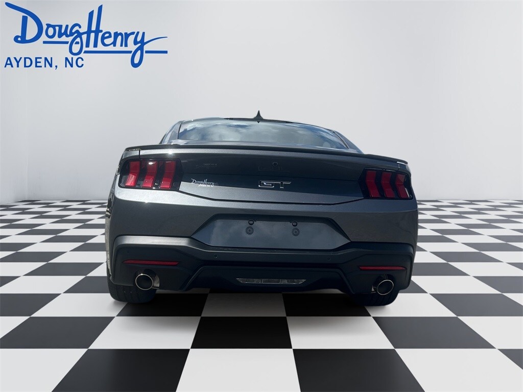 2025 Ford Mustang GT Premium photo 4