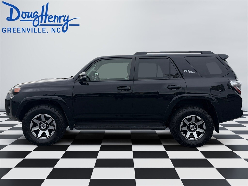 2021 Toyota 4Runner TRD Off-Road Premium photo 2
