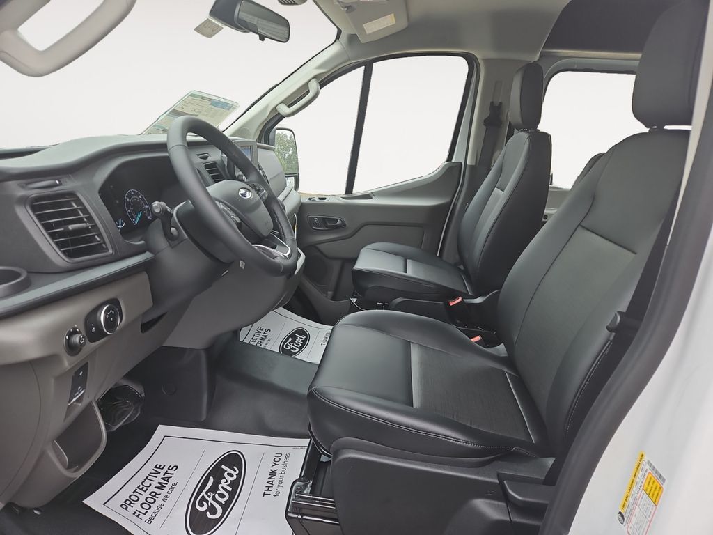 2025 Ford Transit Van Base - Photo 9