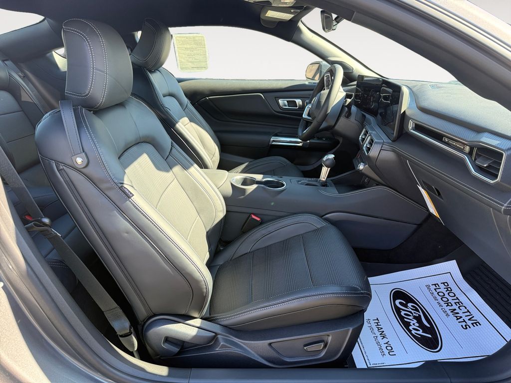 2026 Ford Mustang EcoBoost Premium Fastback - Photo 15
