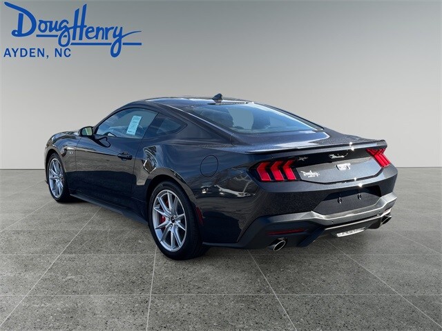 2024 Ford Mustang GT Premium photo 3