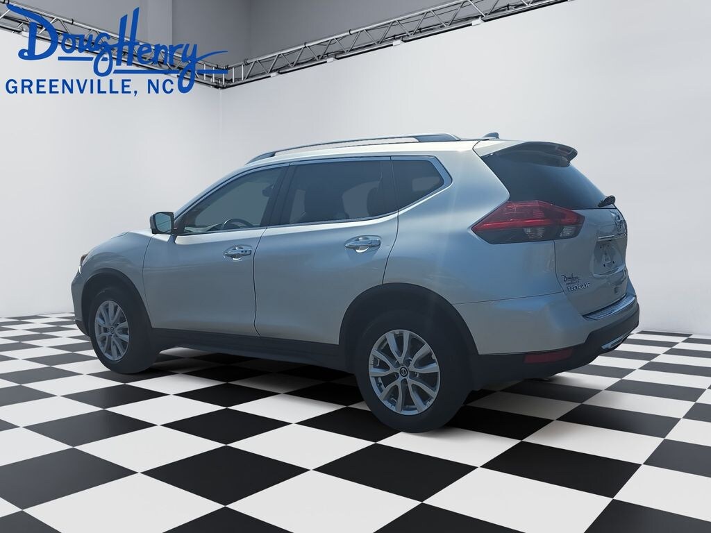 Used 2018 Nissan Rogue SV SUV