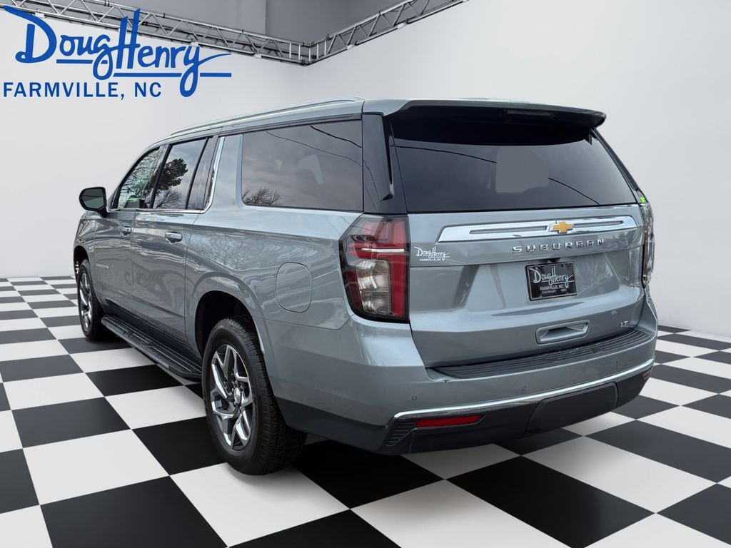 Used 2024 Chevrolet Suburban LT SUV