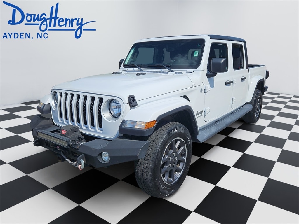 Used 2020 Jeep Gladiator Overland Truck