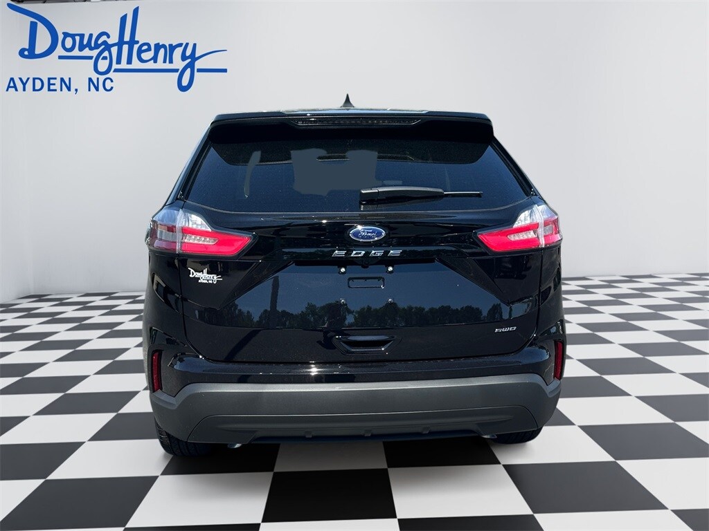 2024 Ford Edge SE photo 4