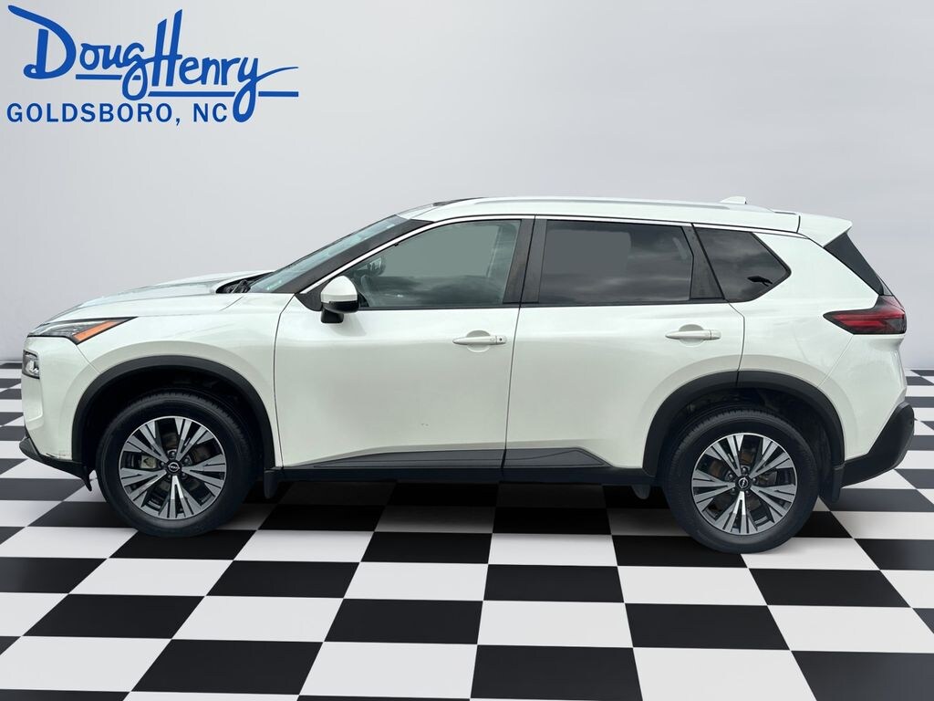 Used 2022 Nissan Rogue SV SUV