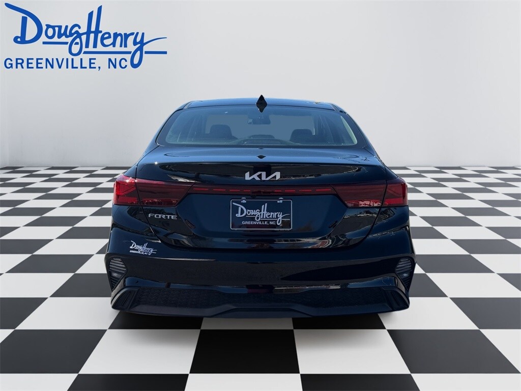 Used 2024 Kia Forte LXS Sedan